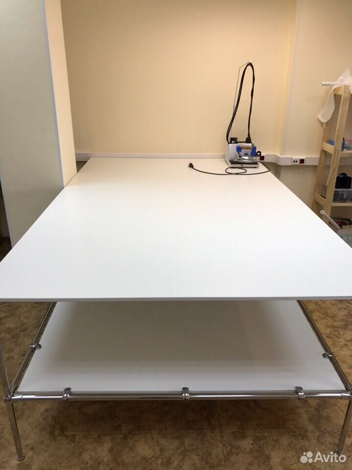 Раскроечный стол для ткани для дома