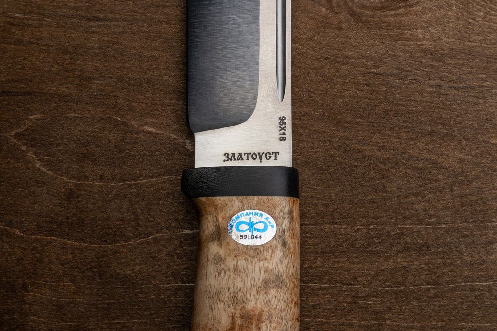 Фото охотничьего ножа «Таёжный» баланс ножа