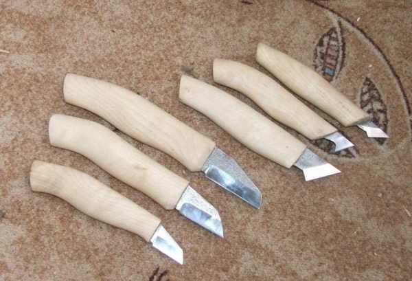 Ножики для резьбы по дереву – нож-косяк, богородский нож, стамески .